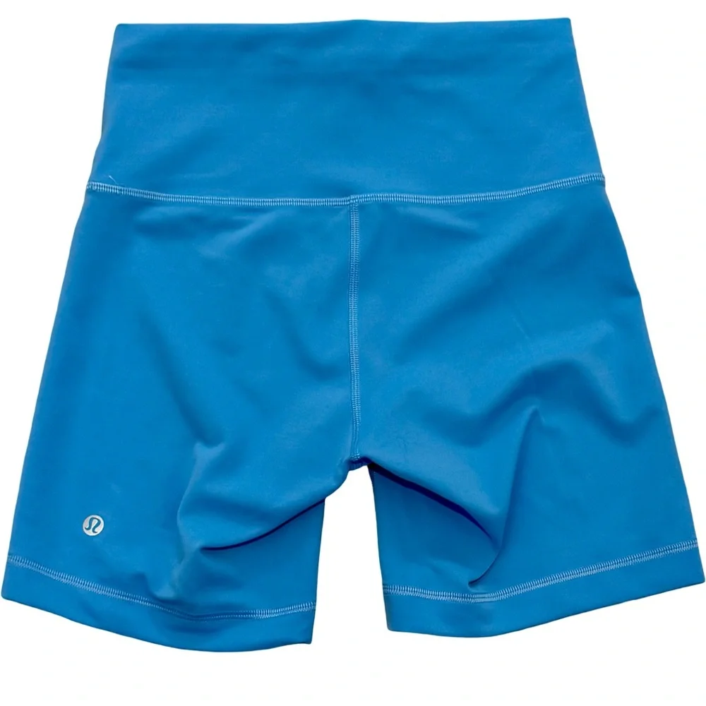 Lululemon Align High-Rise Short 6"-Kayak Blue-Size 6 - Picture 2 of 4